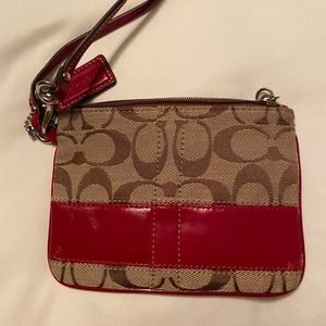 New without tags Coach Wristlet